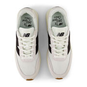 New Balance U370CA