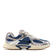 Nike HQ6411-401 NIKE V5 RNR (GS)