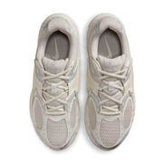 Nike IQ0276-030 W NIKE V5 RNR