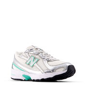 New Balance P7403T8