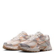 Nike HQ7901-012 W NIKE V5 RNR