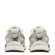 Nike HQ7901-102 W NIKE V5 RNR