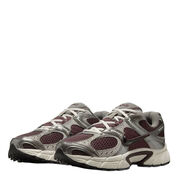 Nike HQ7901-602 W NIKE V5 RNR