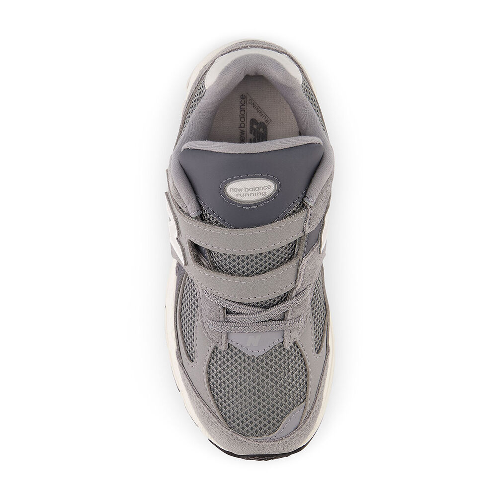 New Balance PV2002ST