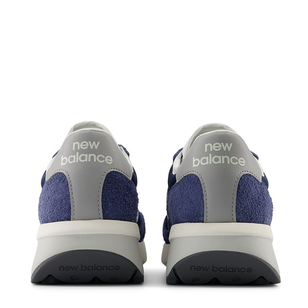 New Balance U370AG