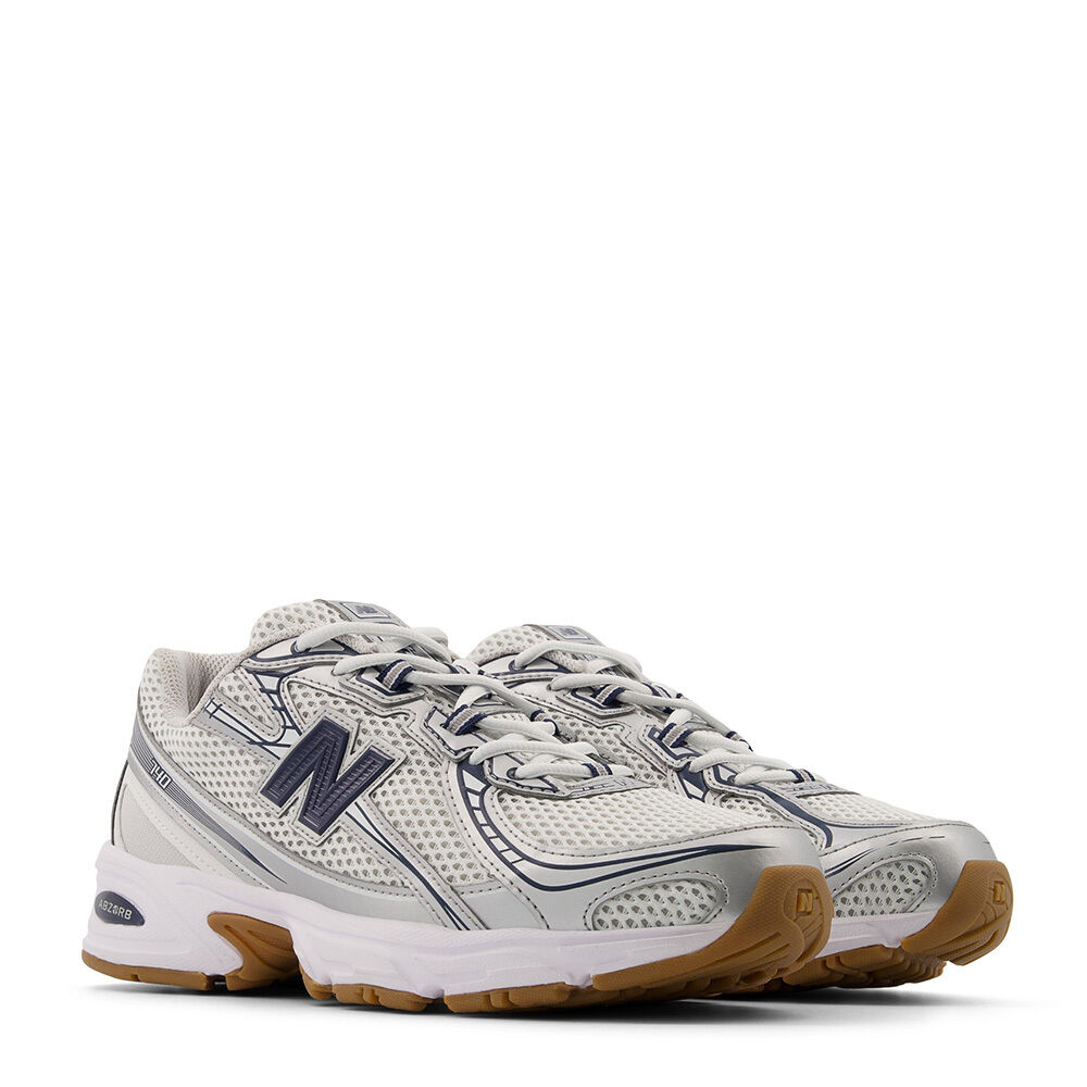 New Balance U740SN2