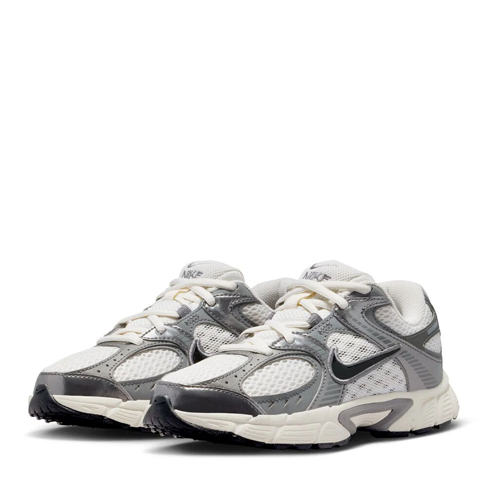 Nike HQ6411-003 NIKE V5 RNR (GS)