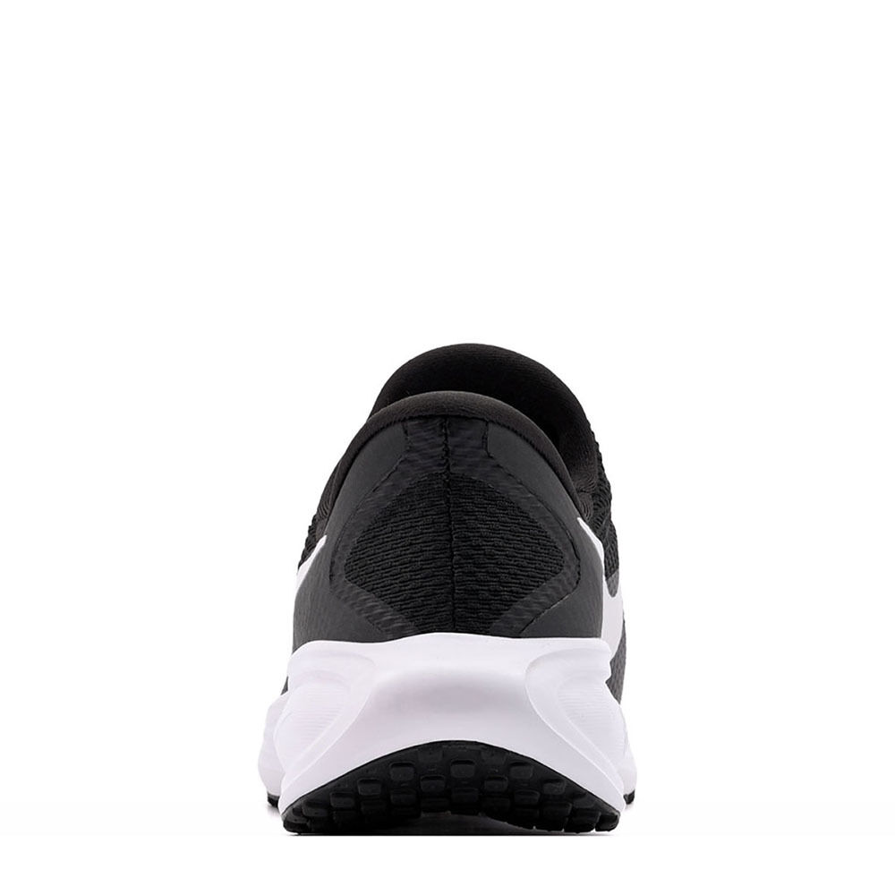 Nike HQ2414-001 NIKE REVOLUTION 8 EASYON