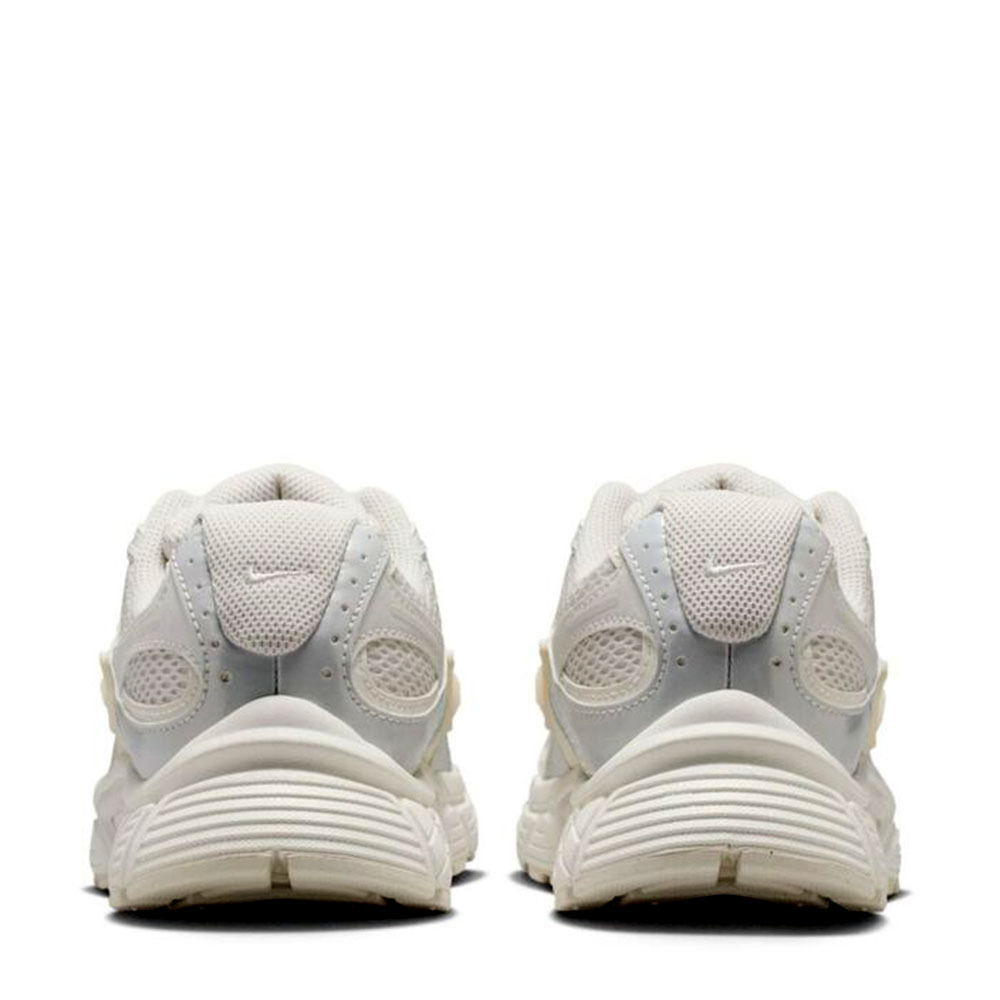 Nike IQ0276-030 W NIKE V5 RNR