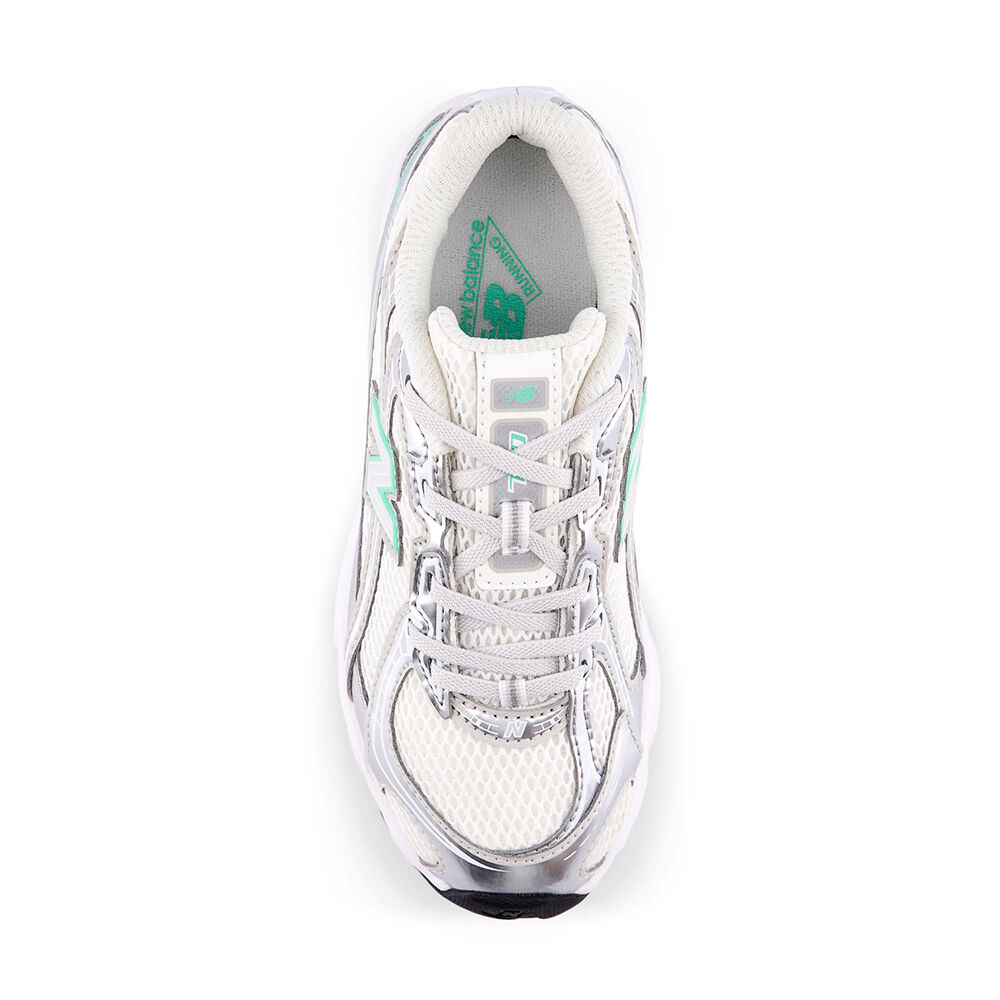 New Balance P7403T8