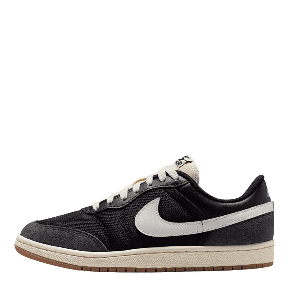 Nike IQ0704-001 WMNS AIR JORDAN SKYLINE LOW