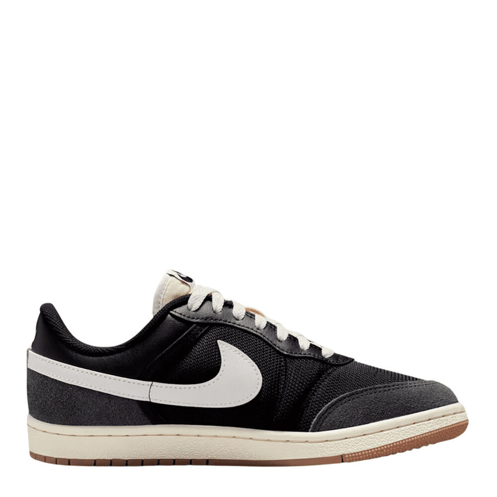 Nike IQ0704-001 WMNS AIR JORDAN SKYLINE LOW
