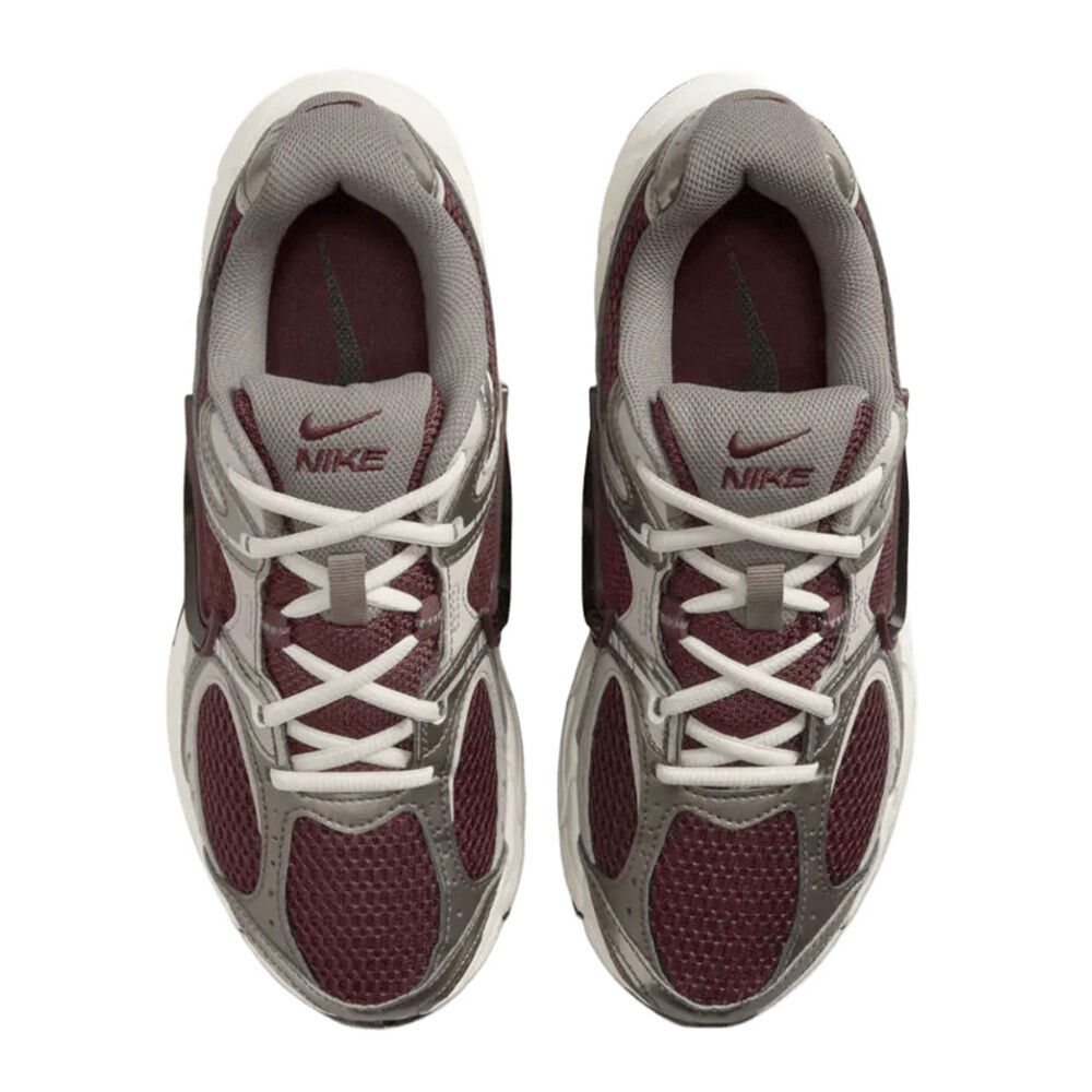 Nike HQ7901-602 W NIKE V5 RNR