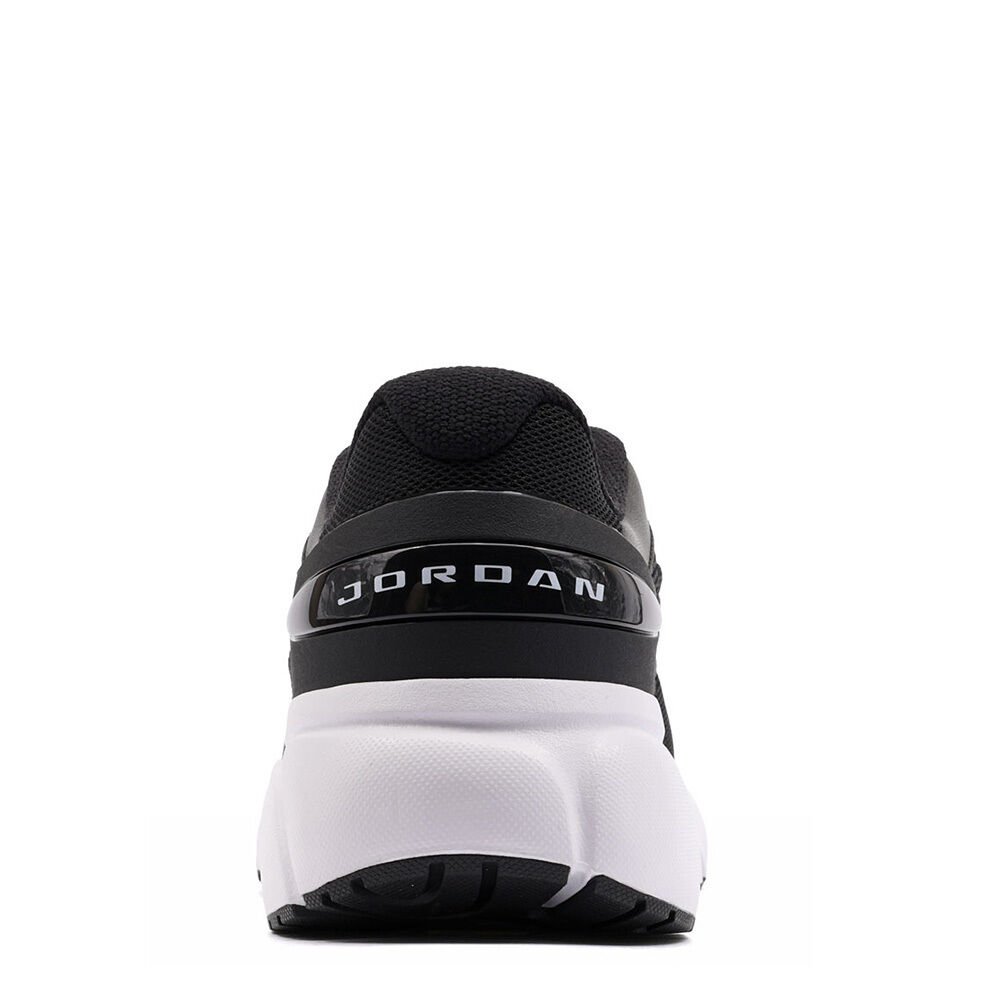 Nike IO2091-003 JORDAN TRUNNER FLOW